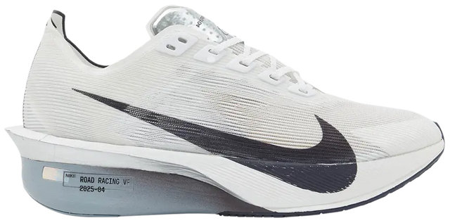 M Nike ZoomX Vaporfly Next% 4