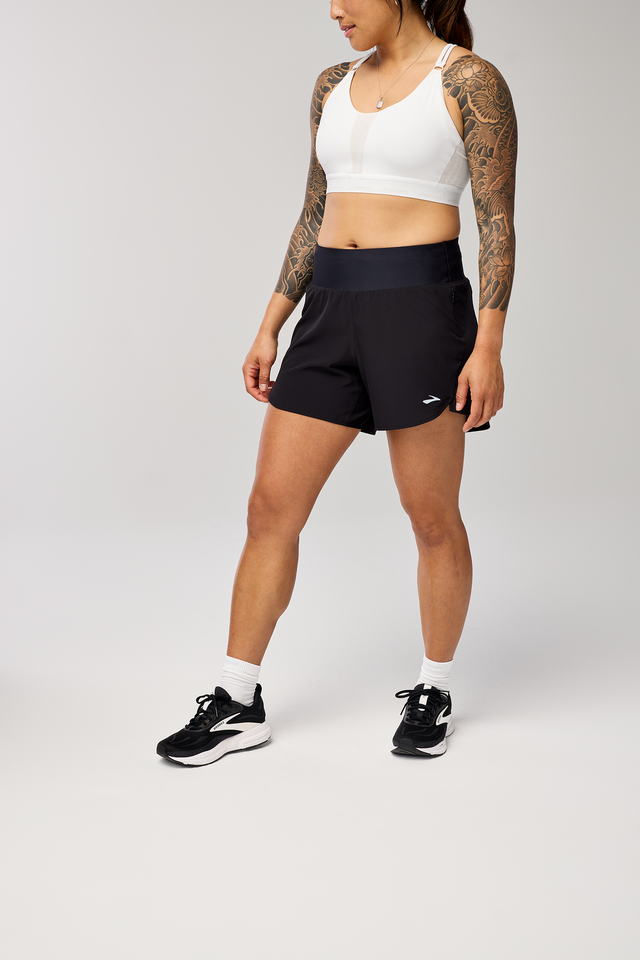W Brooks Chaser 5" Short 2.0
