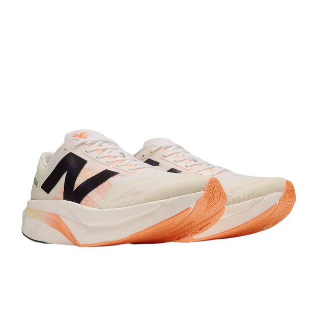 M New Balance Fuelcell SC Elite v4 White Beige