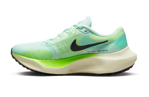 W Nike Zoom Fly 5 Frontrunners Footwear